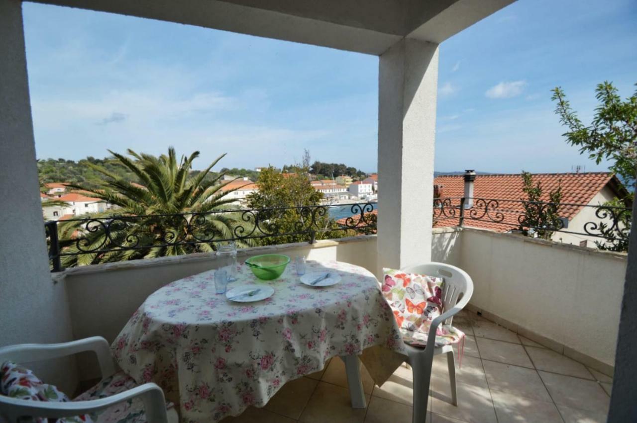 Villa Carmen Sali Exteriör bild