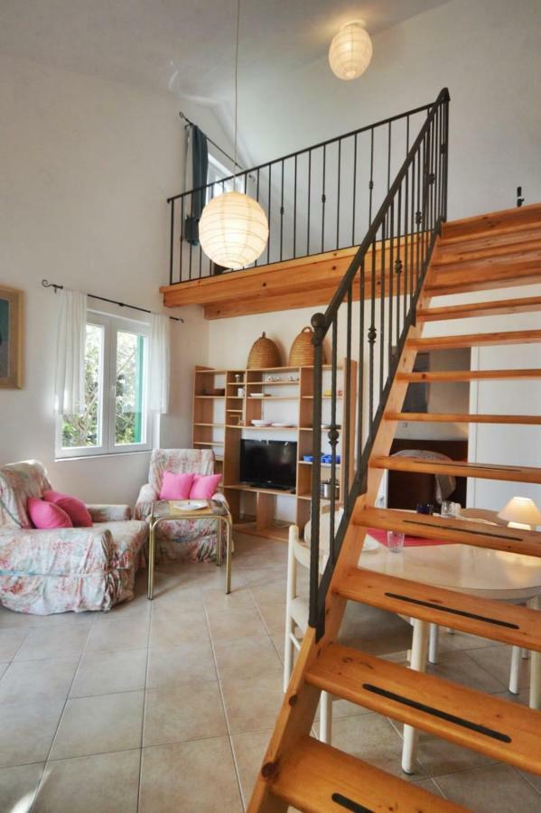 Villa Carmen Sali Exteriör bild