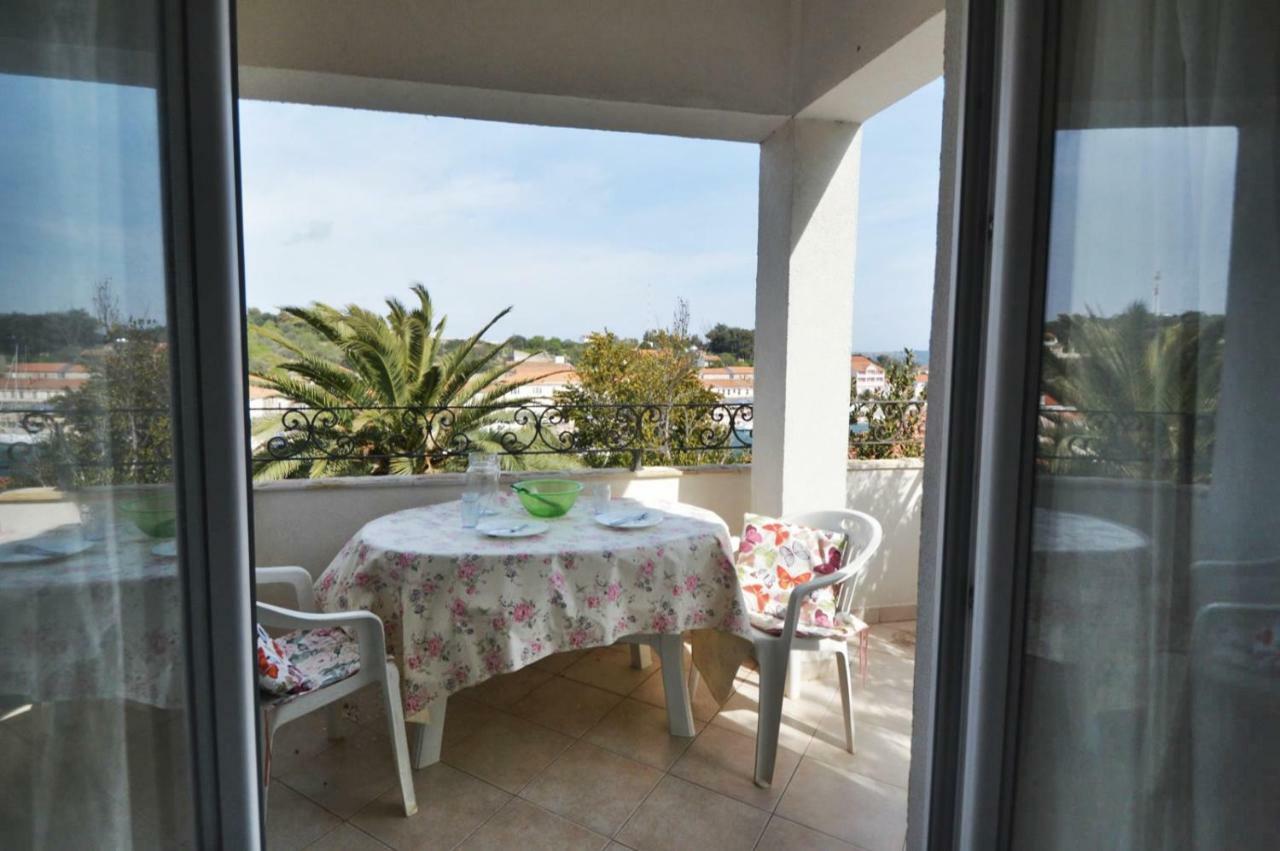 Villa Carmen Sali Exteriör bild