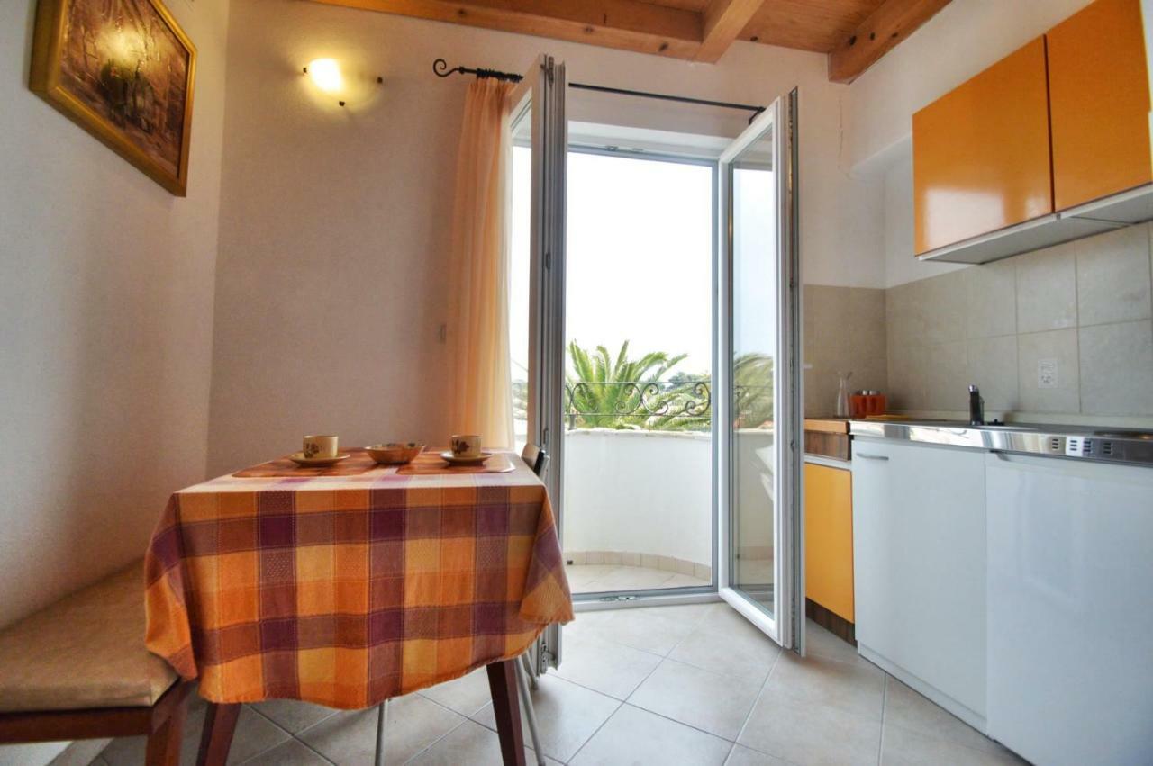 Villa Carmen Sali Exteriör bild